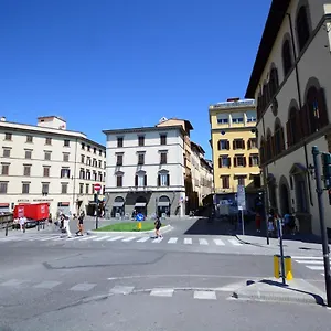 Vicky Firenze